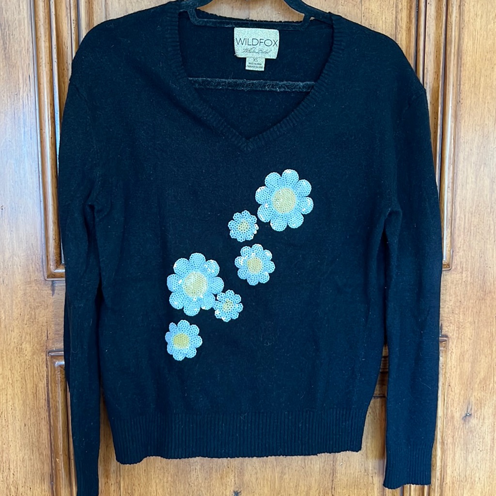 Black Wild Fox Sweater With Sequined Daisy Design On Front Size Xs